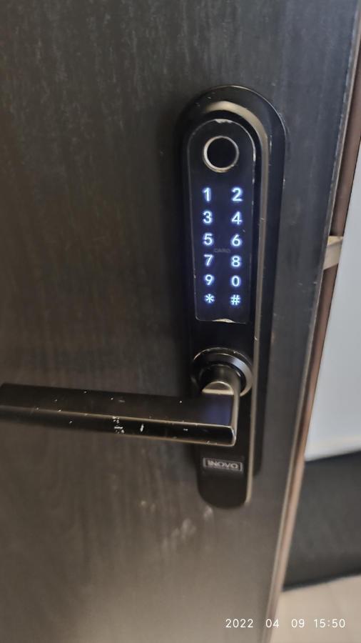 Happy Inn Laime Studio, Self Check-In-24-7, A-C, Parking-In-The-Underground-Garage VNO Eksteriør billede